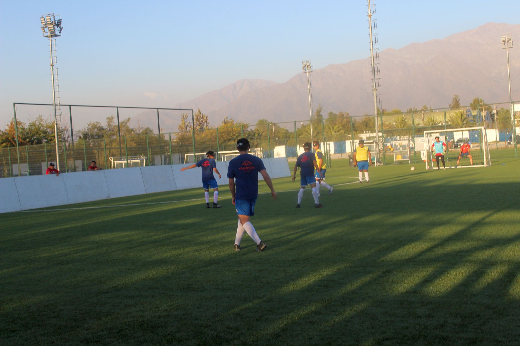 imagen: partido de entrenamiento selección chilena de futbol para ciegos