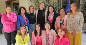 imagen grupal de Comisión de Mujeres y Equidad de Género de la Cámara